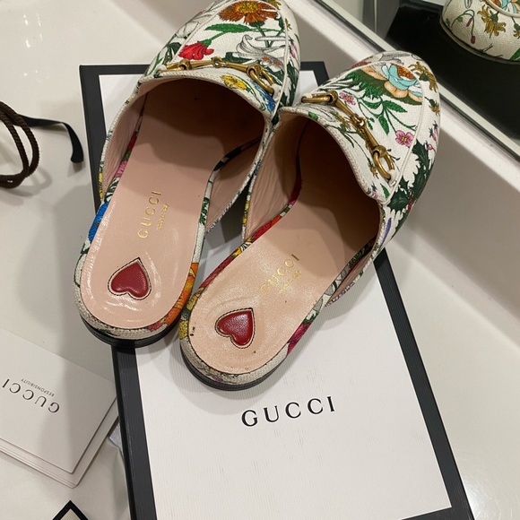 Gucci Princetown White Floral Canvas Loafers sandals EU 38 - Picture 6 of 16